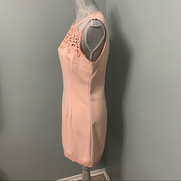 TAHARI Peach mini cocktail Dress with lace size 6 sleeveless wedding guest - Picture 3 of 12